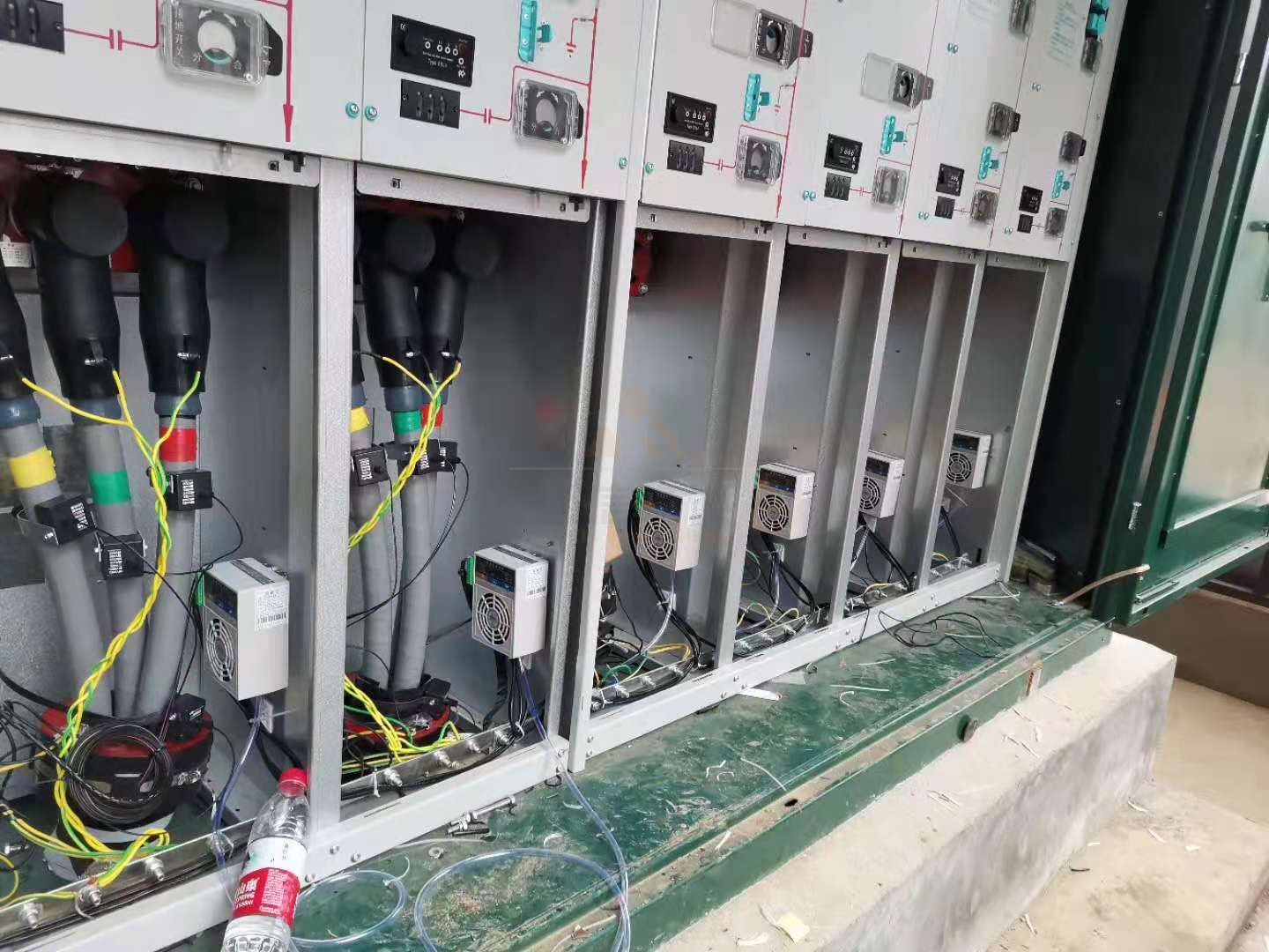 <a href='http://m.p30photos.com' target='_blank'><u>智能除濕裝置</u></a>安裝